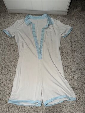Light Blue-Trim White Ribbed Romper